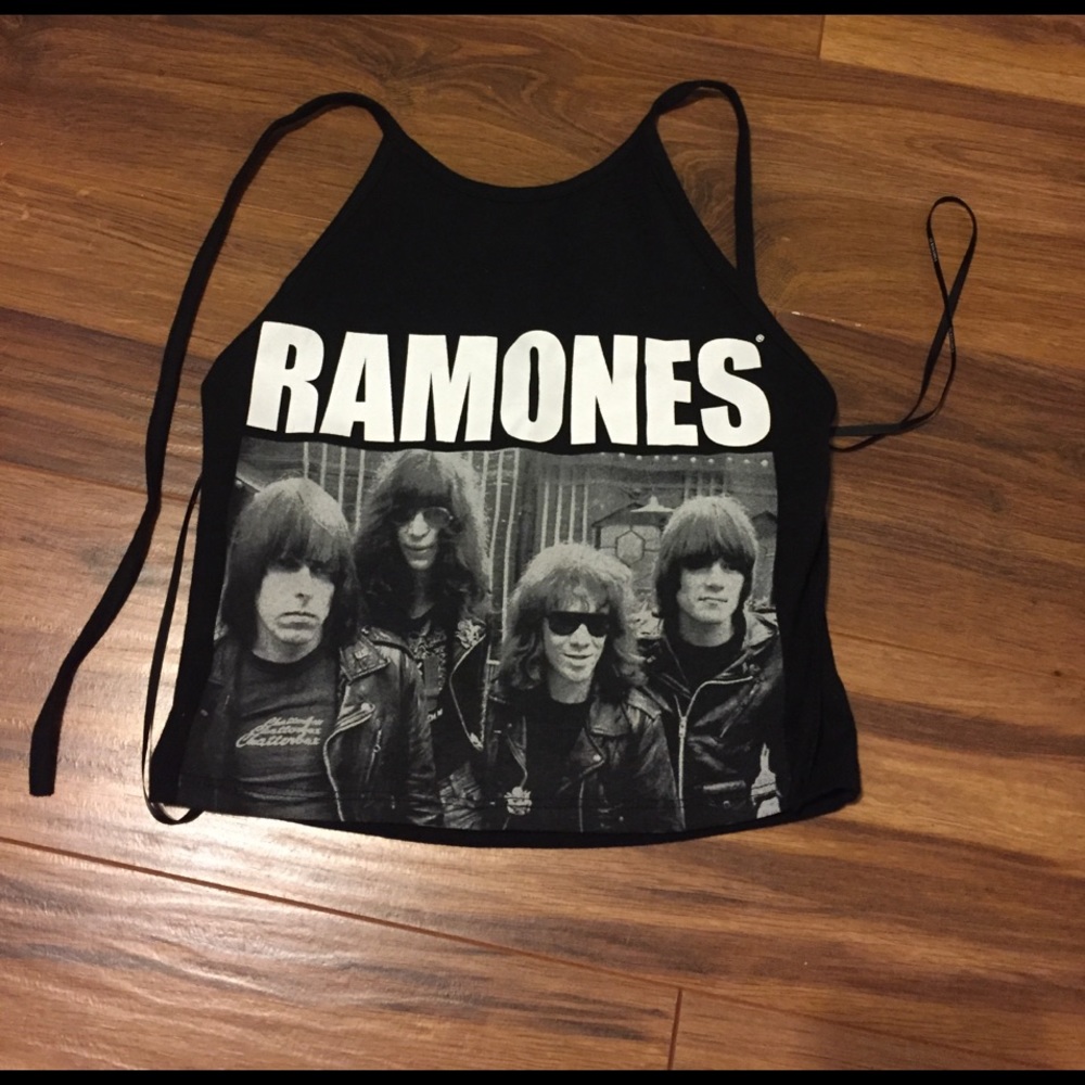 Ramones crop halter