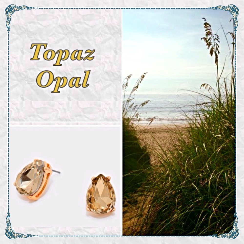 🌸✨Topaz Crystal Raindrop 14k Gold Stud Earrings