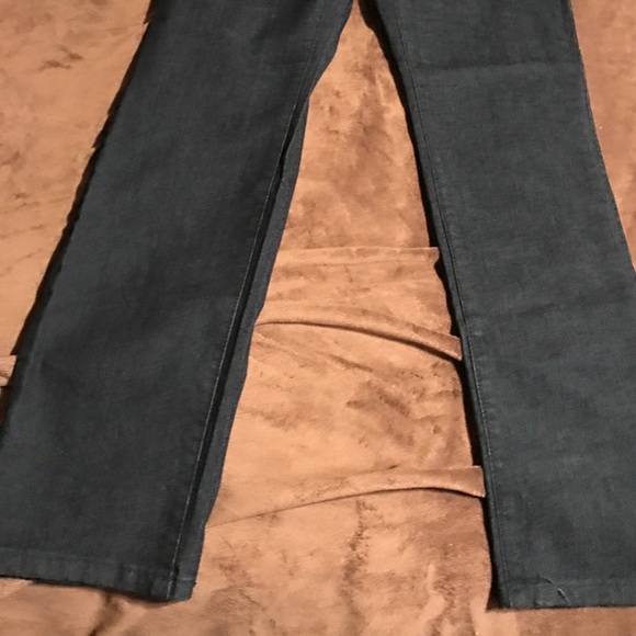 Jeans - Picture 3 of 4