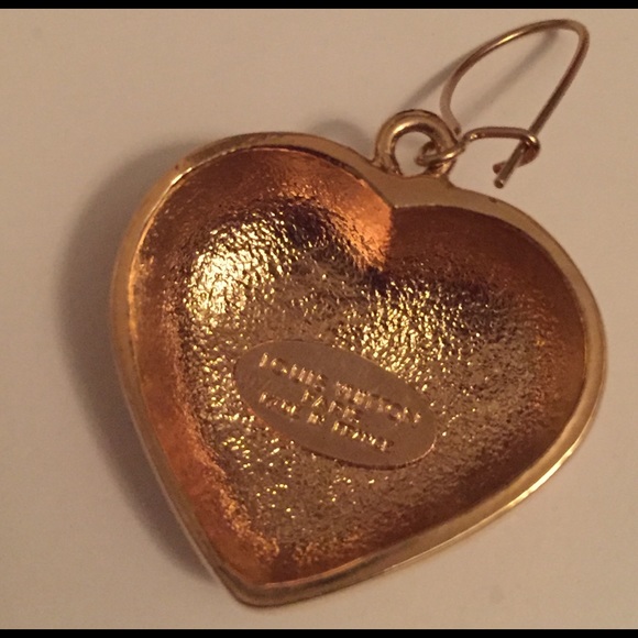 Louis Vuitton Strawberry & Gold Heart Earring Set - Picture 7 of 8