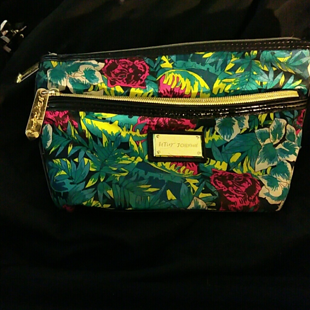 Betsey Johnson Make-up Case