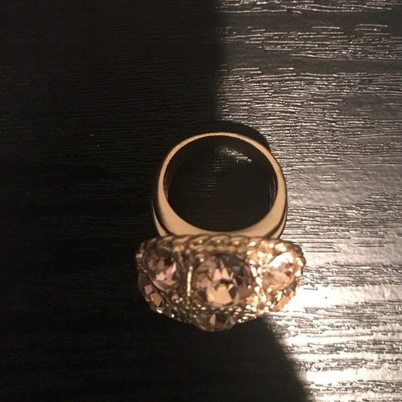 Costume ring - Picture 3 of 3