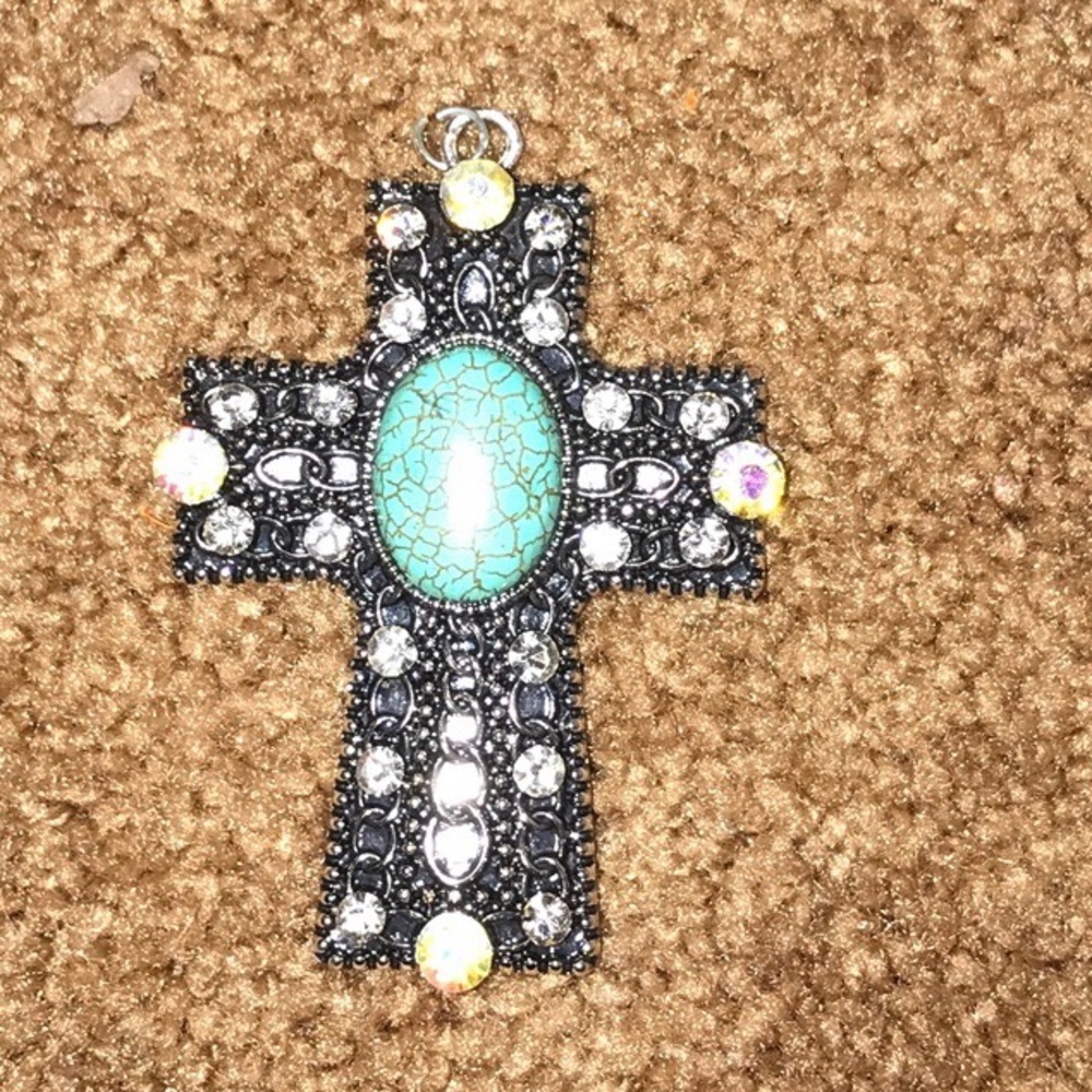 Beautiful Cross Pendant