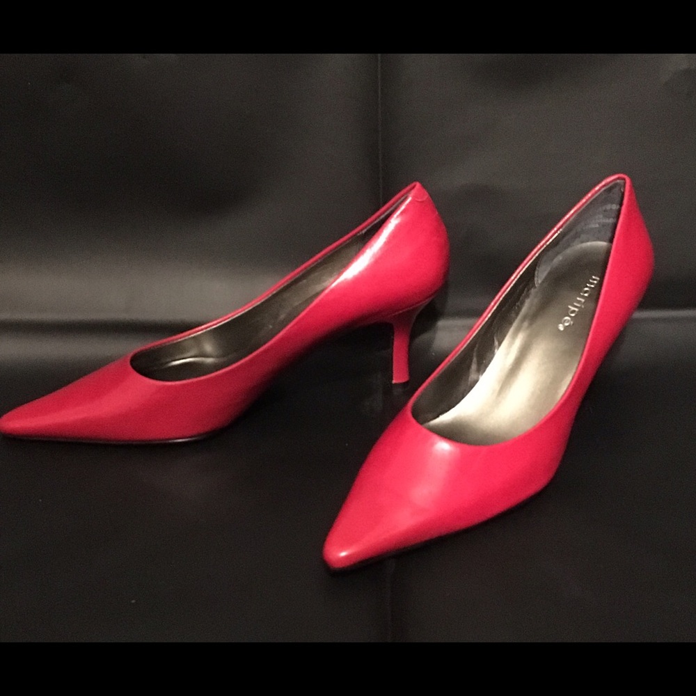 ❌❌SOLD❌❌ Genuine Leather Red Pumps Maripé size 8M