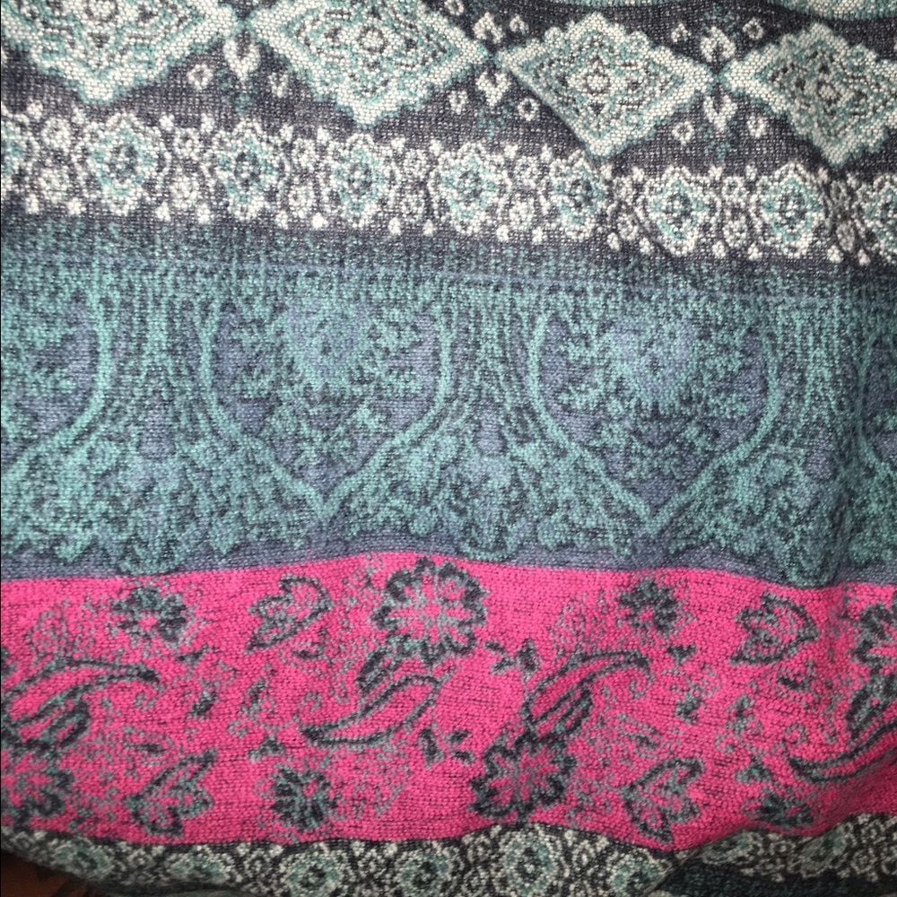 Hollister Scarf Blanket