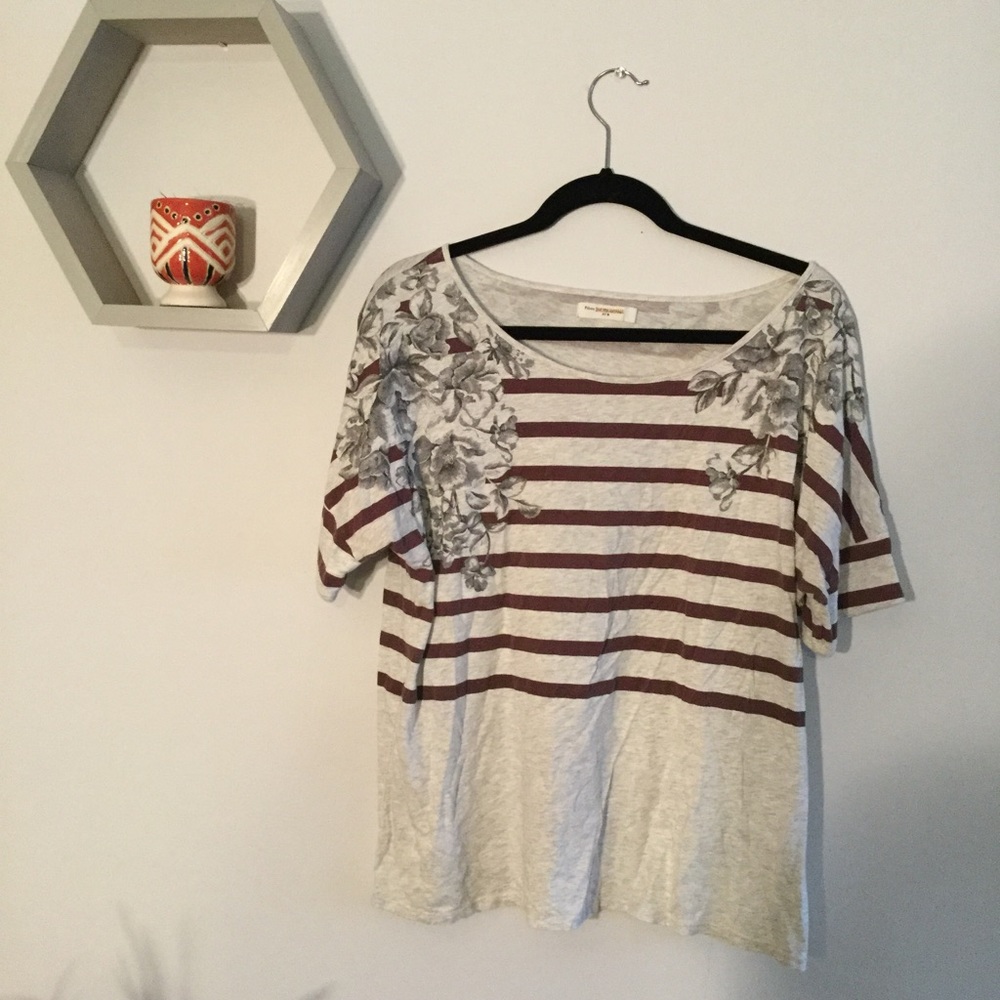 Anthropologie tshirt size medium