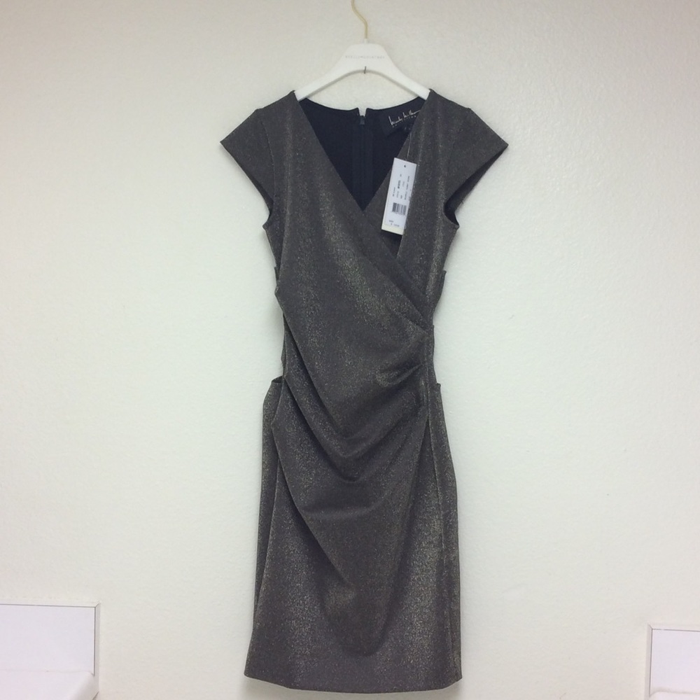 Small Dress - Picture 2 of 4