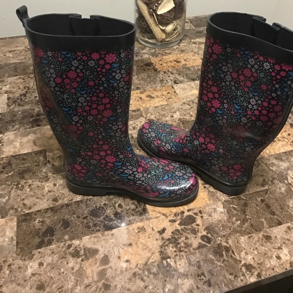 Rain boots