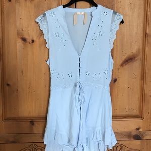 REPOSH NWOT Beautiful Blue Romper