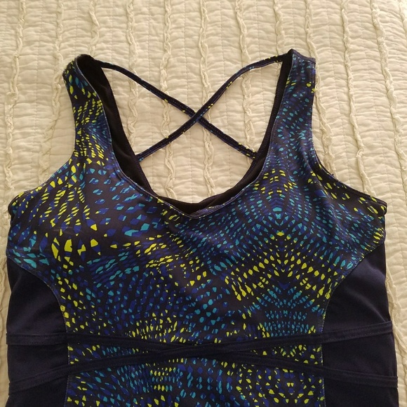 Fabletic tank - Picture 2 of 3