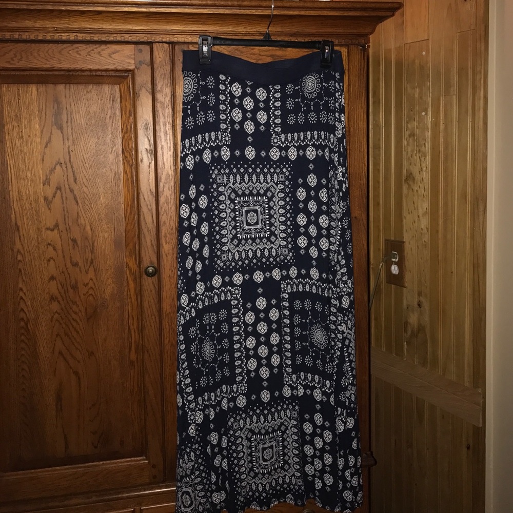 Long skirt