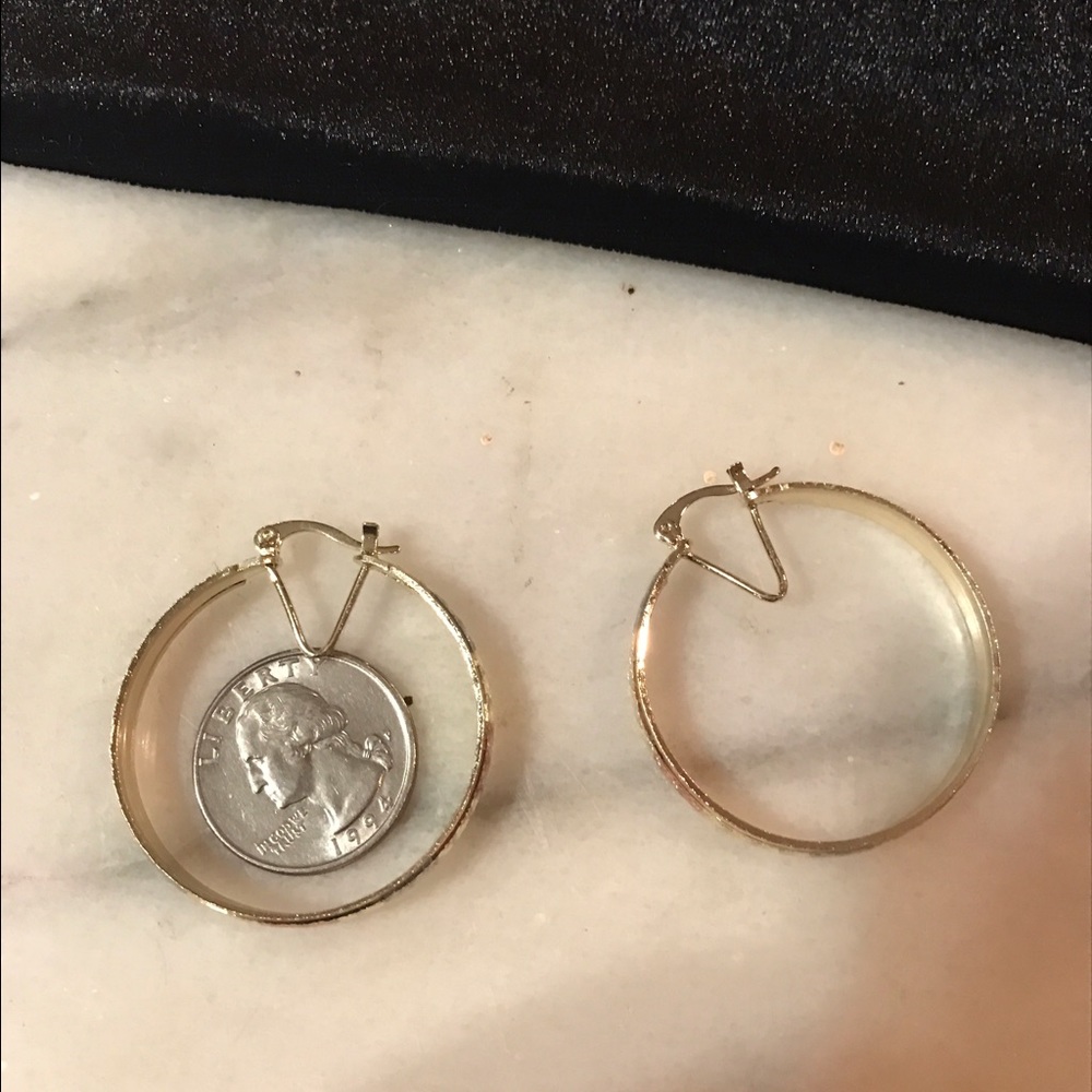 ❣️🌼GOLD FILLED HOOPS🌼❣️ - Picture 3 of 4