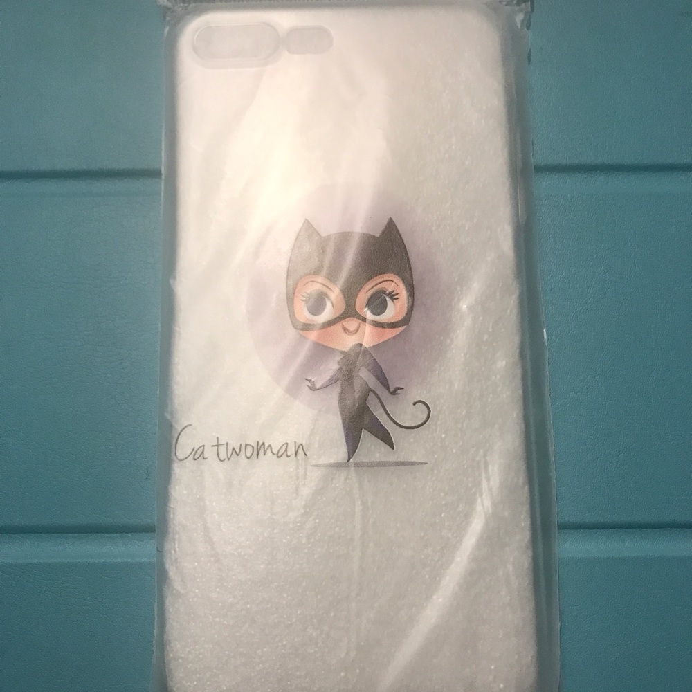 Clear 7 plus case  with catwomen on it