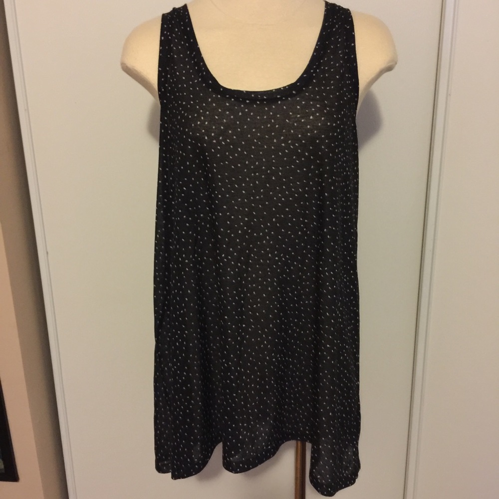 H&M basic tank in black with white