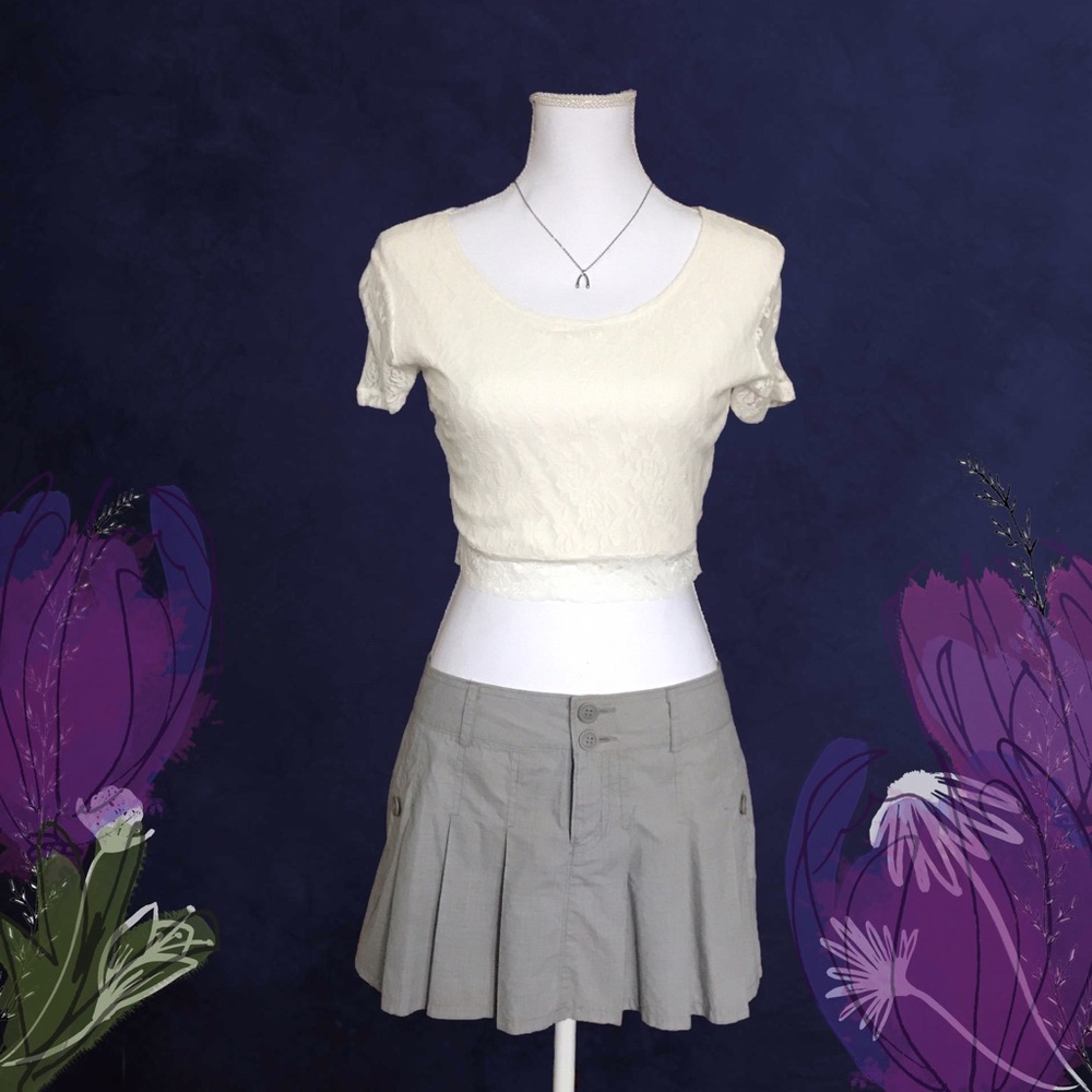 ✨ Light Gray & White Patterned Skirt Size:9 ✨