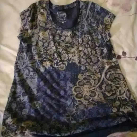 2 Lucky Brand tops - Picture 2 of 4