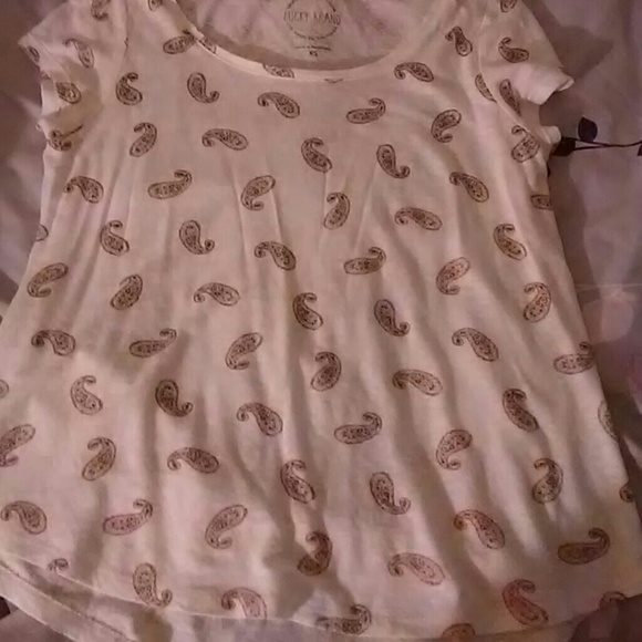 2 Lucky Brand tops - Picture 3 of 4
