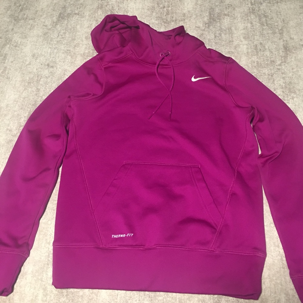 Nike Therma-fit magenta pull over hoodie