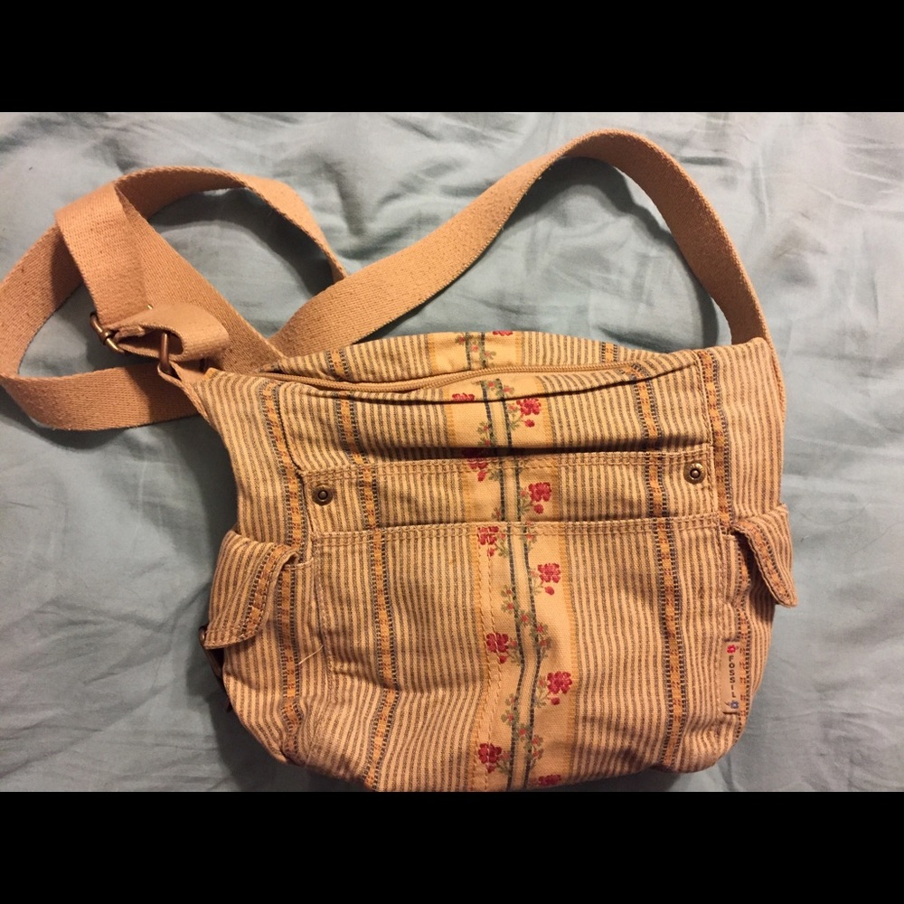 Fossil cloth crossbody purse floral