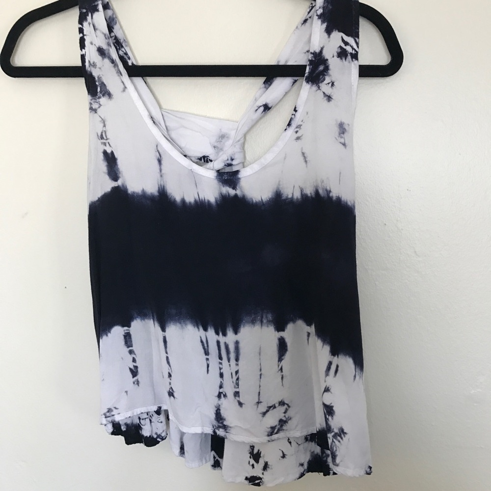 Indigo Tye-Dye flowy top! ⭐️