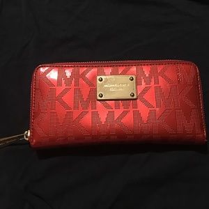Michael kors wallet
