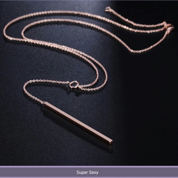 Oh So Sexy Rose Gold Circle Bar Necklace~New! - Picture 2 of 7