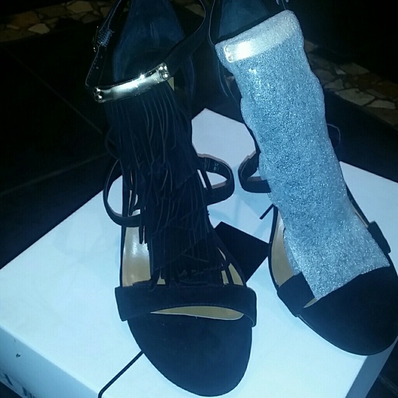 DV dolce vita Fringed Dress Sandals - Picture 2 of 4