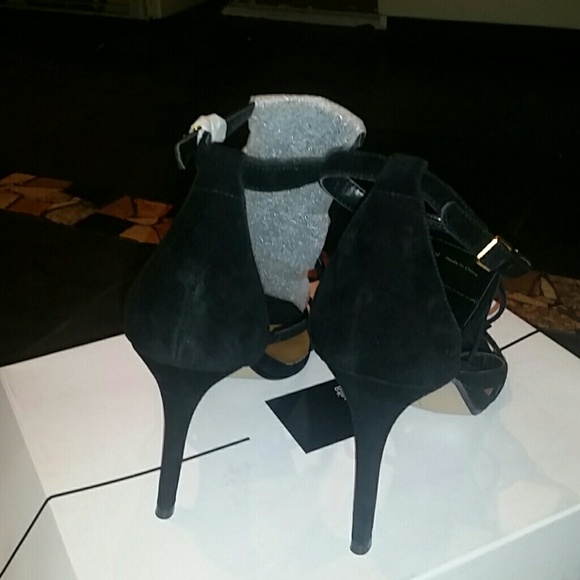 DV dolce vita Fringed Dress Sandals - Picture 3 of 4