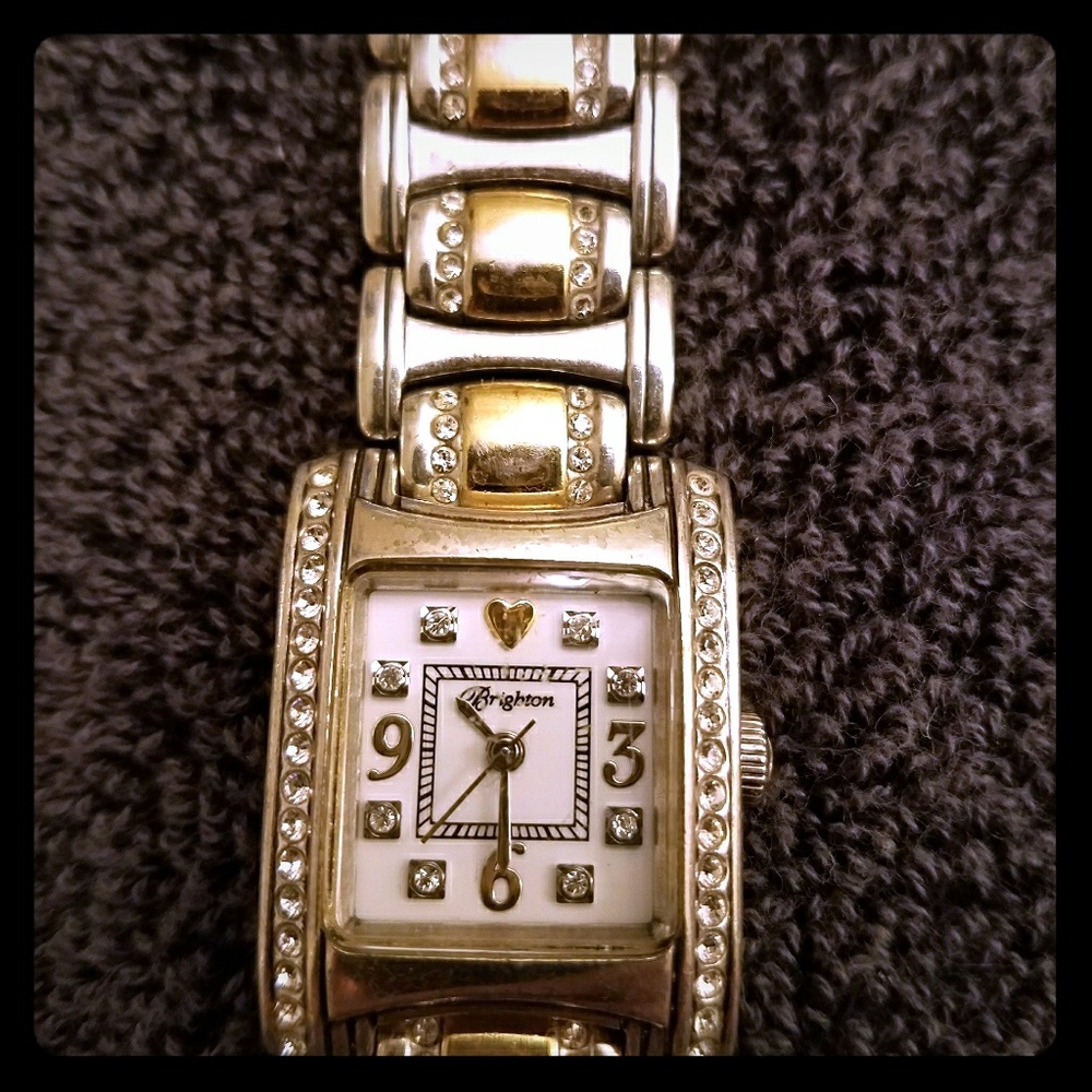Beautiful Brighton Two Tone w/ Crystal