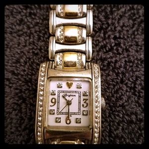 Beautiful Brighton Two Tone w/ Crystal