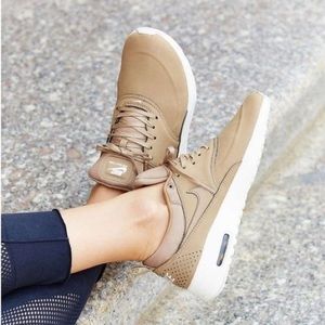 Nike Airmax Thea Premium Desert Camo Nude Sneakers