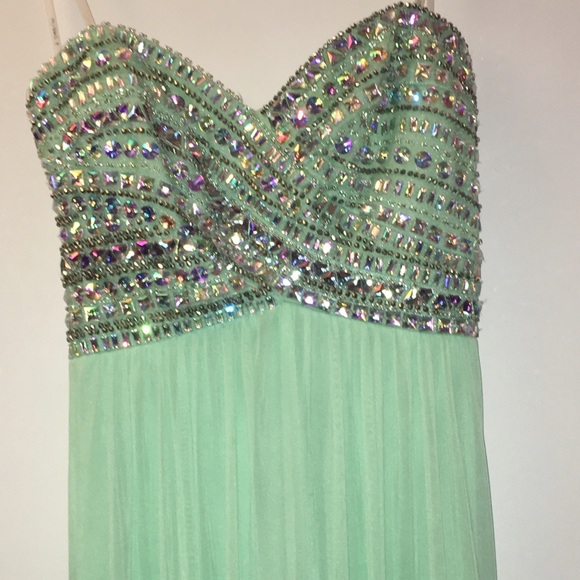 Mint green prom dress size 7/8 - Picture 2 of 3