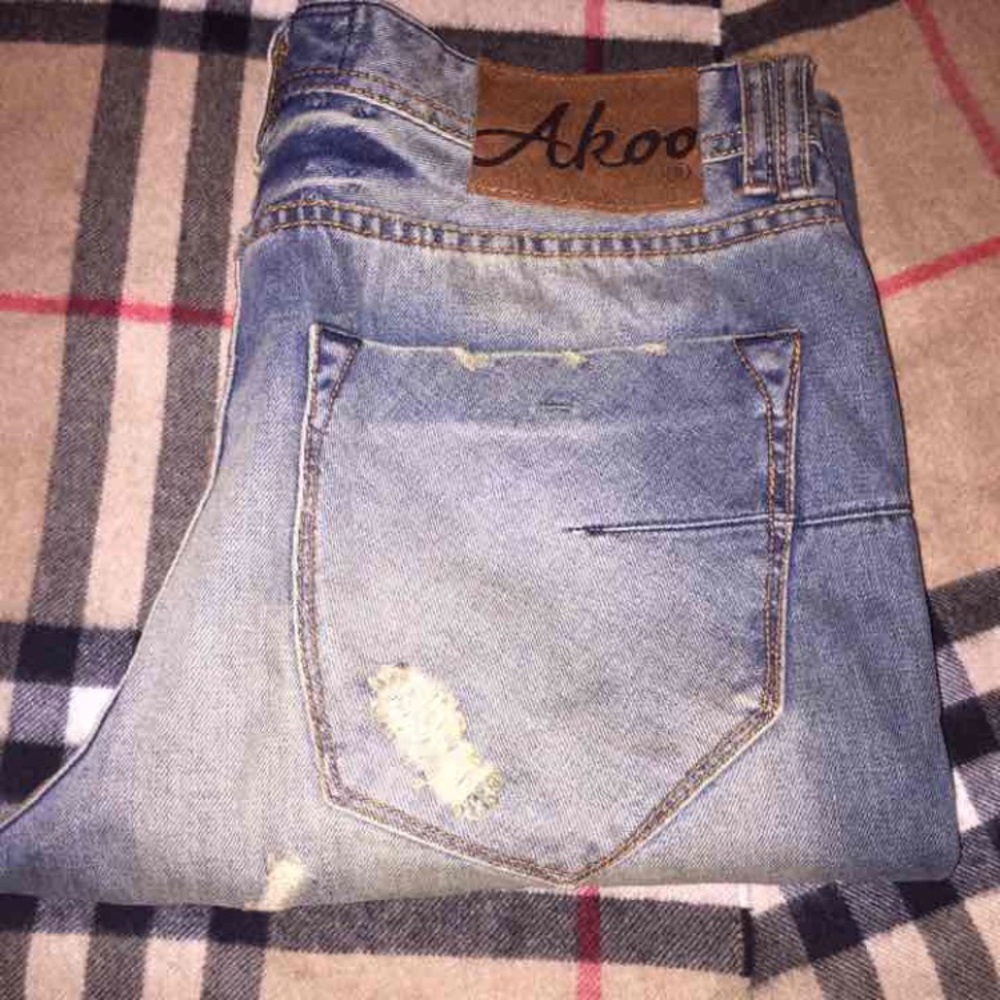 New The AKoo distressed denim jeans