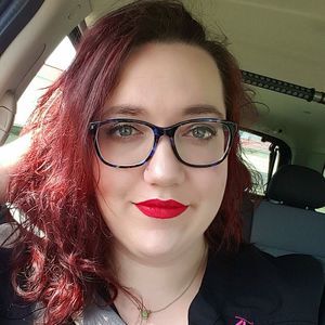 Meet your Posher, Caitlyn