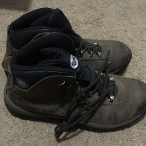HI- TEC boots