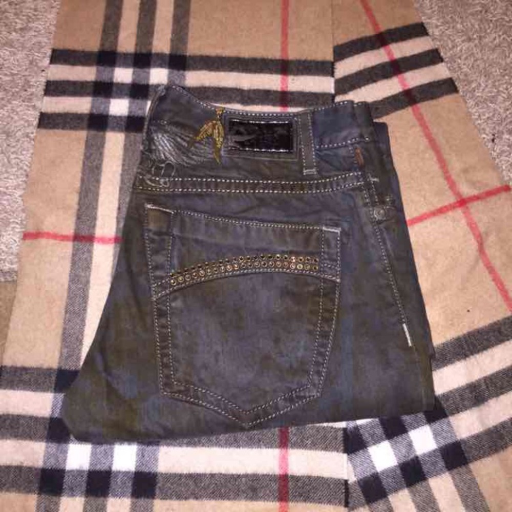Brand-new Robin jeans