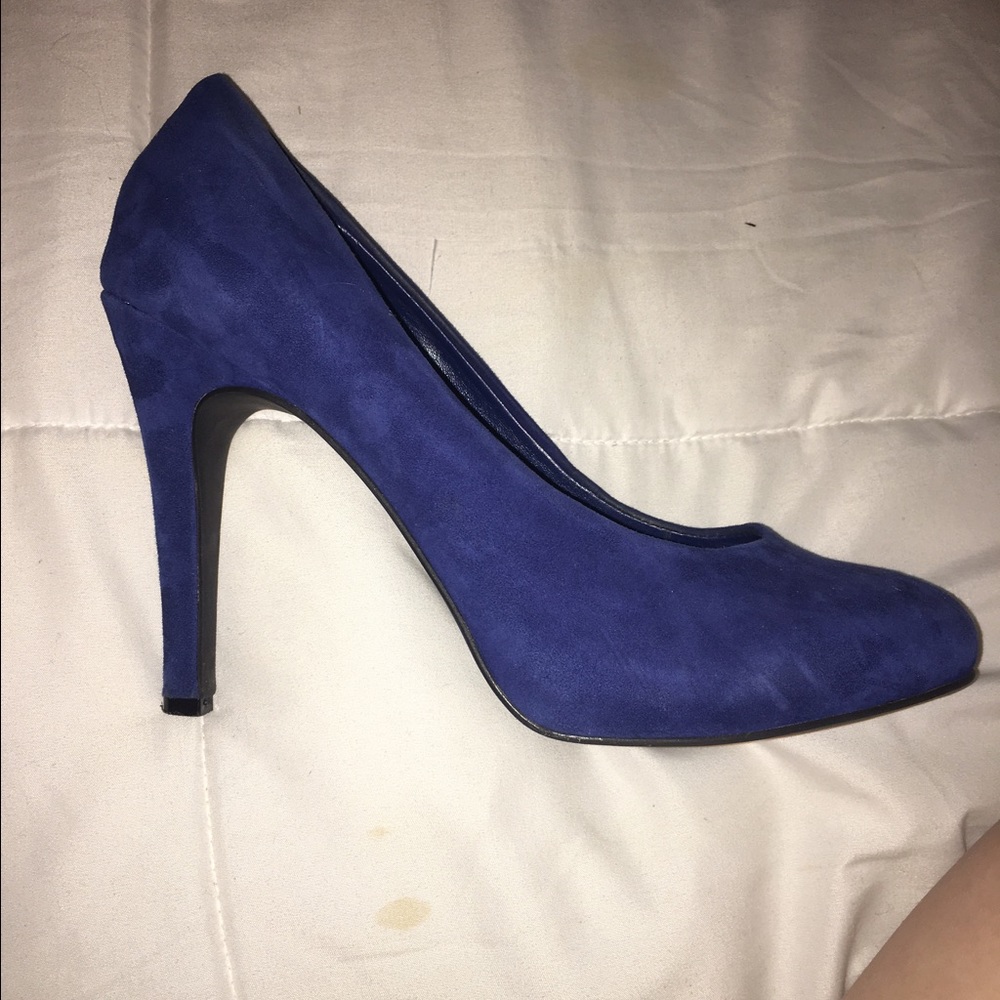 Jessica Simpson Blue Suede Pumps
