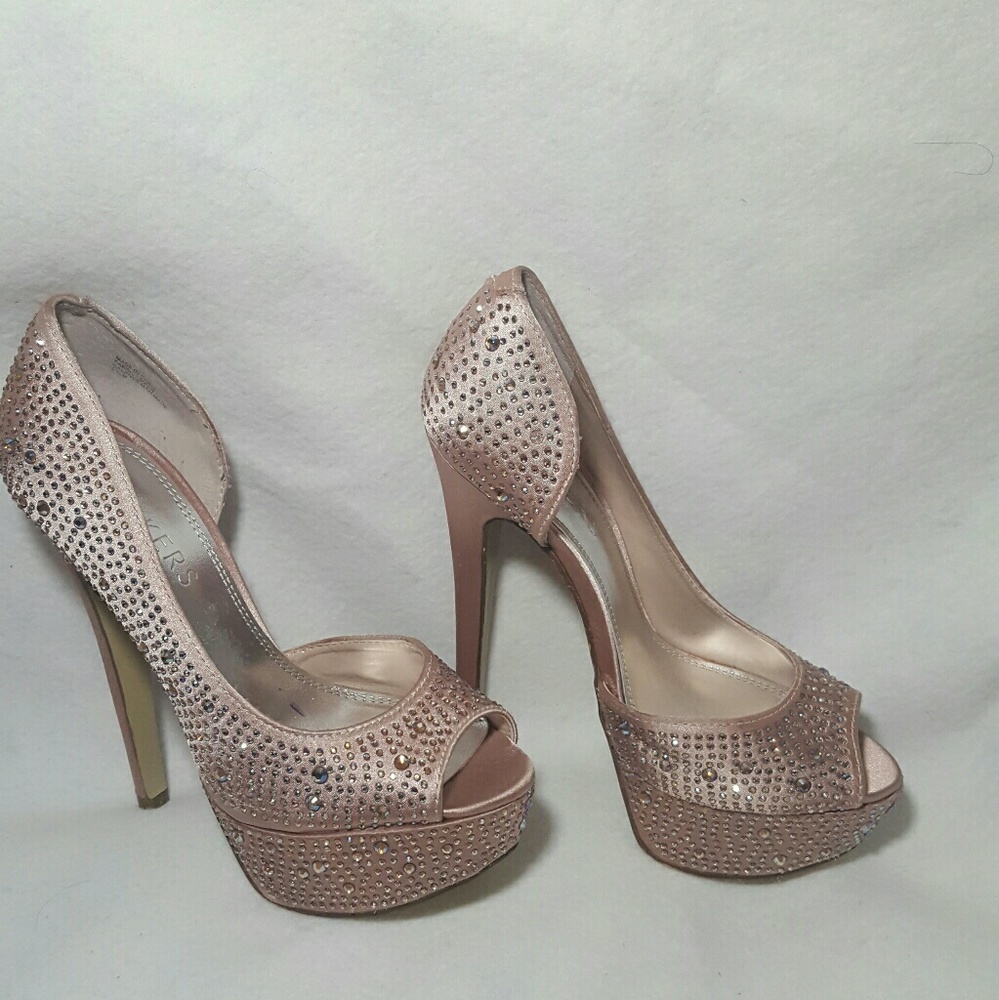 Baker show stopper Crystal heels sz 5.5