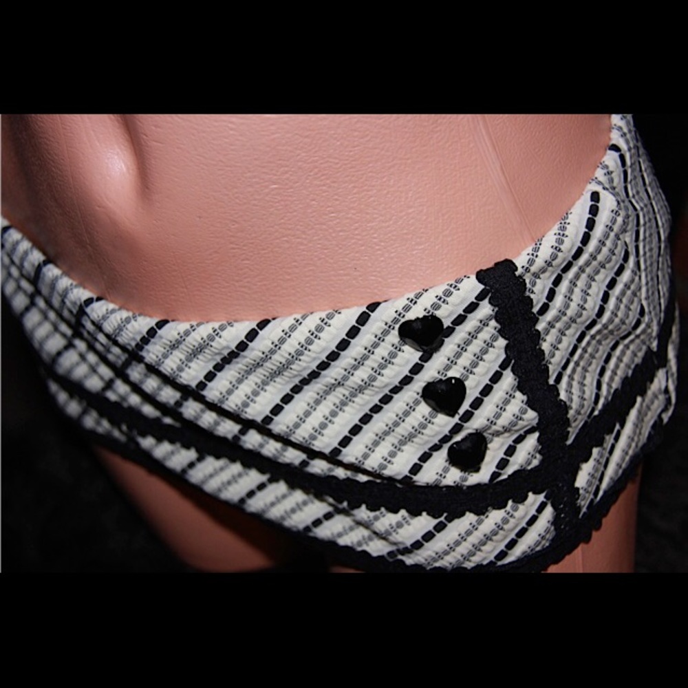 Betsey Johnson black cream striped bikini swimsuit retro dollbaby vintage skirt - Picture 2 of 16