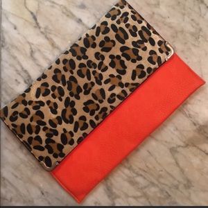 Large leopard clutch / chain link crossbody chic