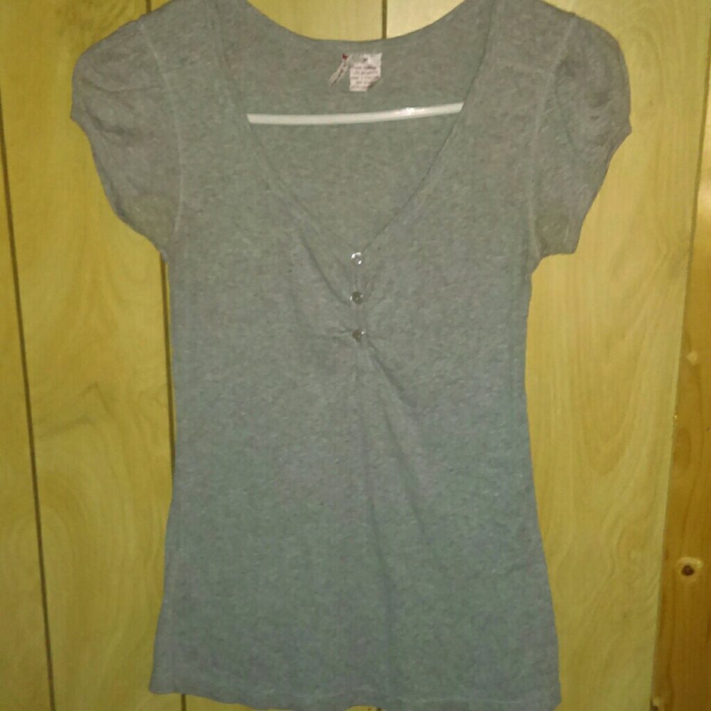 Red paint blouse  size med.