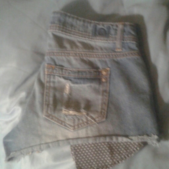 LEI CUTOFF JEAN SHORTS SIZE 1 - Picture 2 of 4