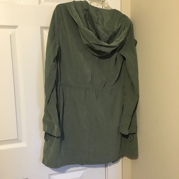 Hooded utility jacket - Picture 3 of 3