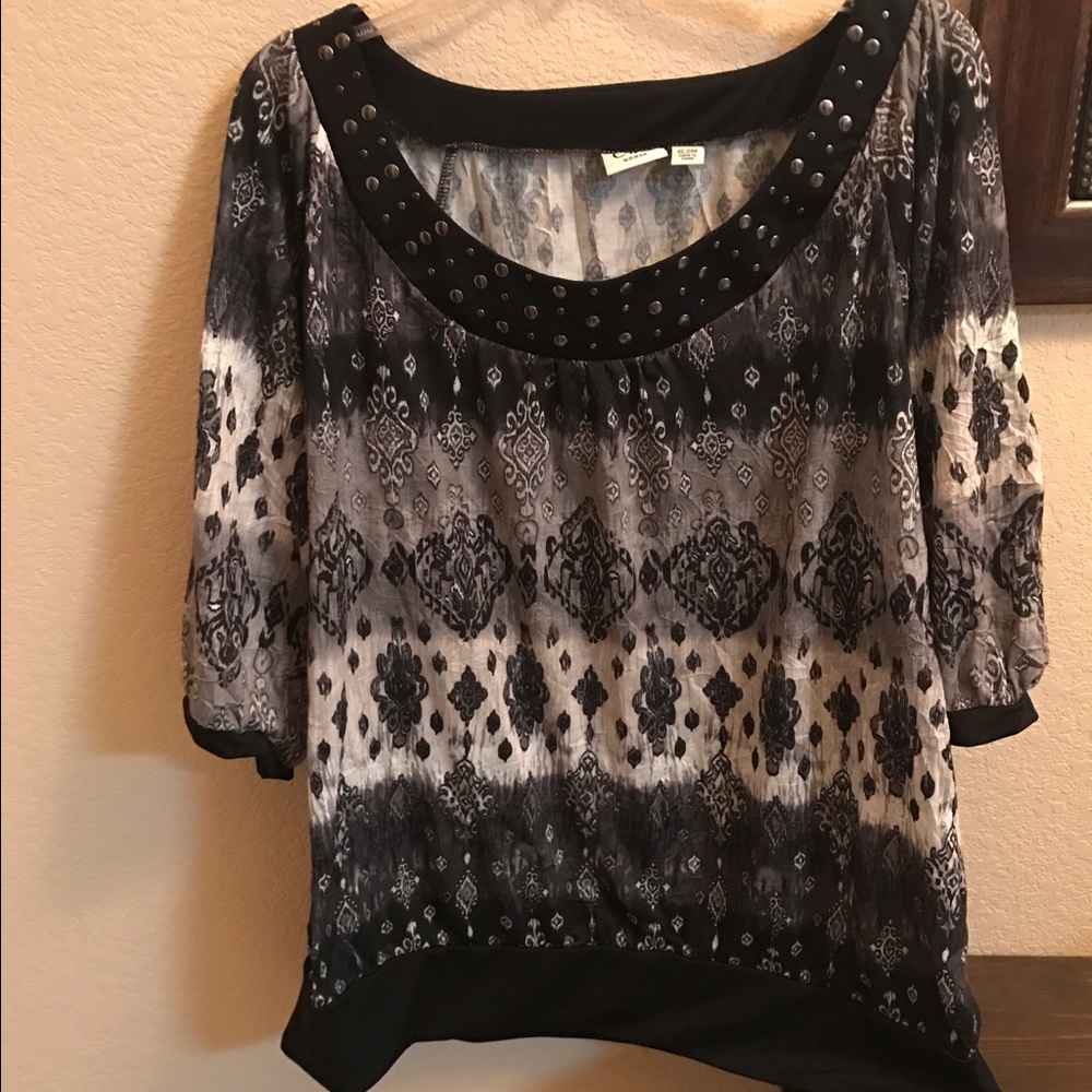 Perfect patterned blouse