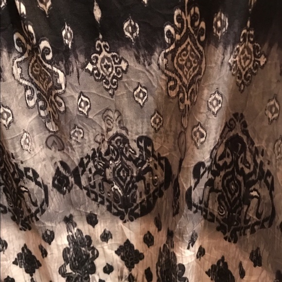 Perfect patterned blouse - Picture 4 of 4