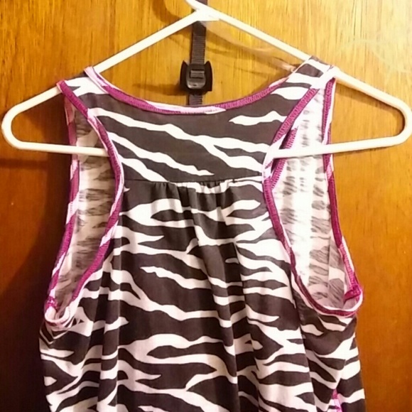 Top - Picture 3 of 3