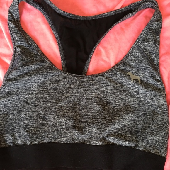 Victoria Secret Workout Outfit - Picture 2 of 6