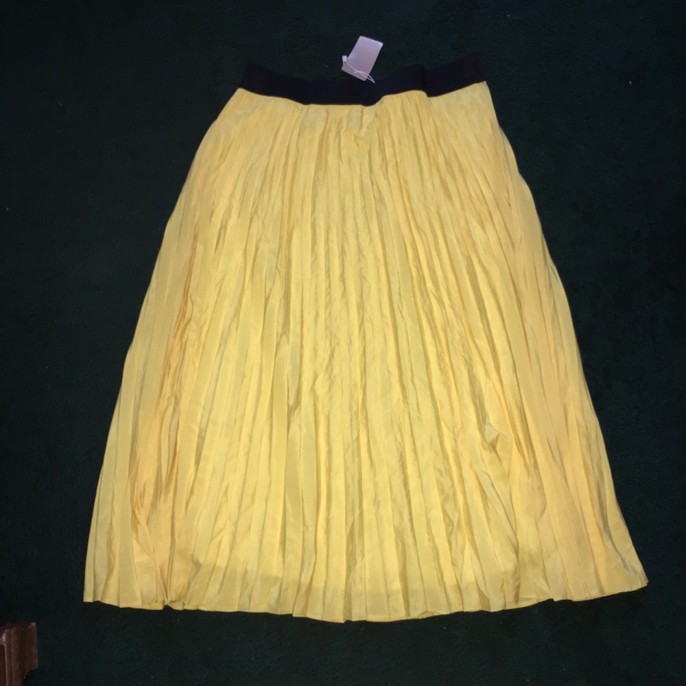 Yellow maxi skirt size 18