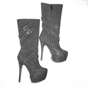 High Heeled Boots