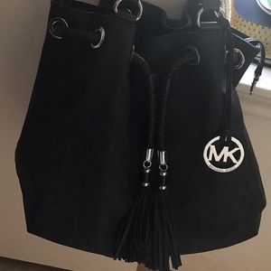 MK large Tote gathered